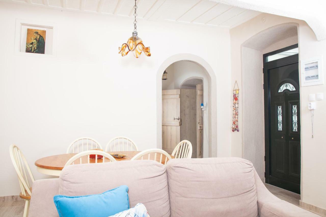 Villa @ Poros Poros Town ภายนอก รูปภาพ
