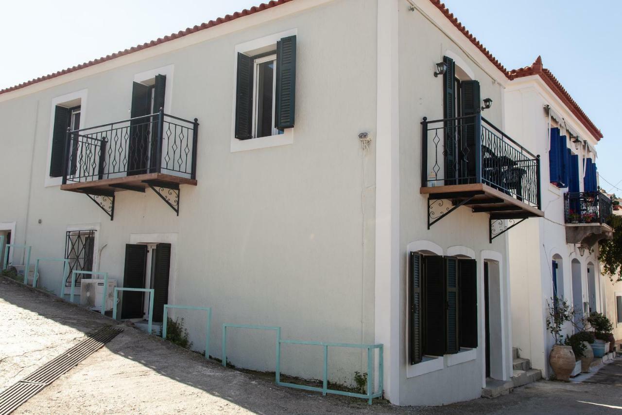 Villa @ Poros Poros Town ภายนอก รูปภาพ